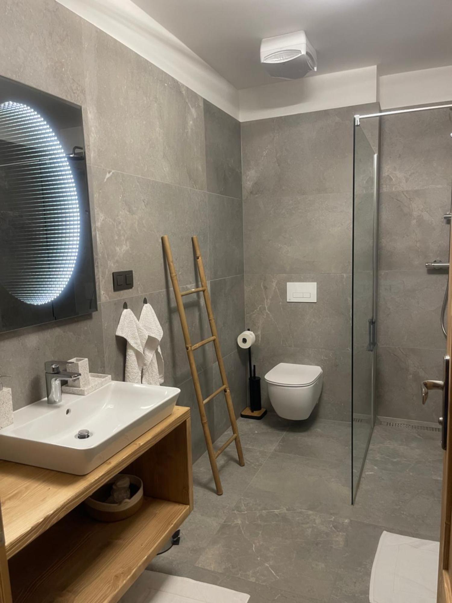 Luxy Apartment Vel'ka Lomnica